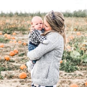 Meet your Posher, Whitney